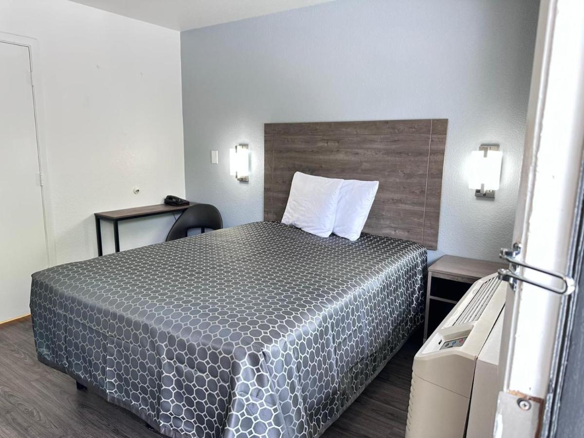 Masters Inn Atlanta - Doraville At I-85 & 285 Екстериор снимка