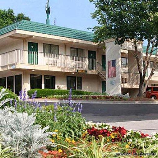 Masters Inn Atlanta - Doraville At I-85 & 285 Екстериор снимка